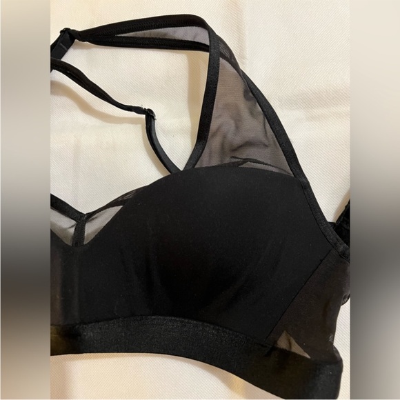 Victoria secret black padded bra cross cross straps sheer black strap solid 34b - Picture 4 of 6